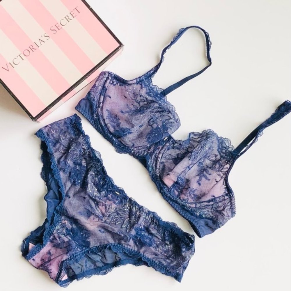 32DD SMALL Victoria’s Secret navy bra set